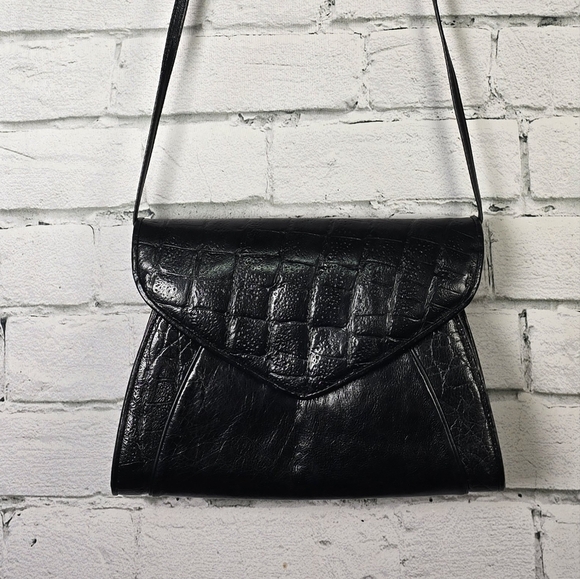 Sharif Black Quilted Shoulder Bag - Picture 1 of 6